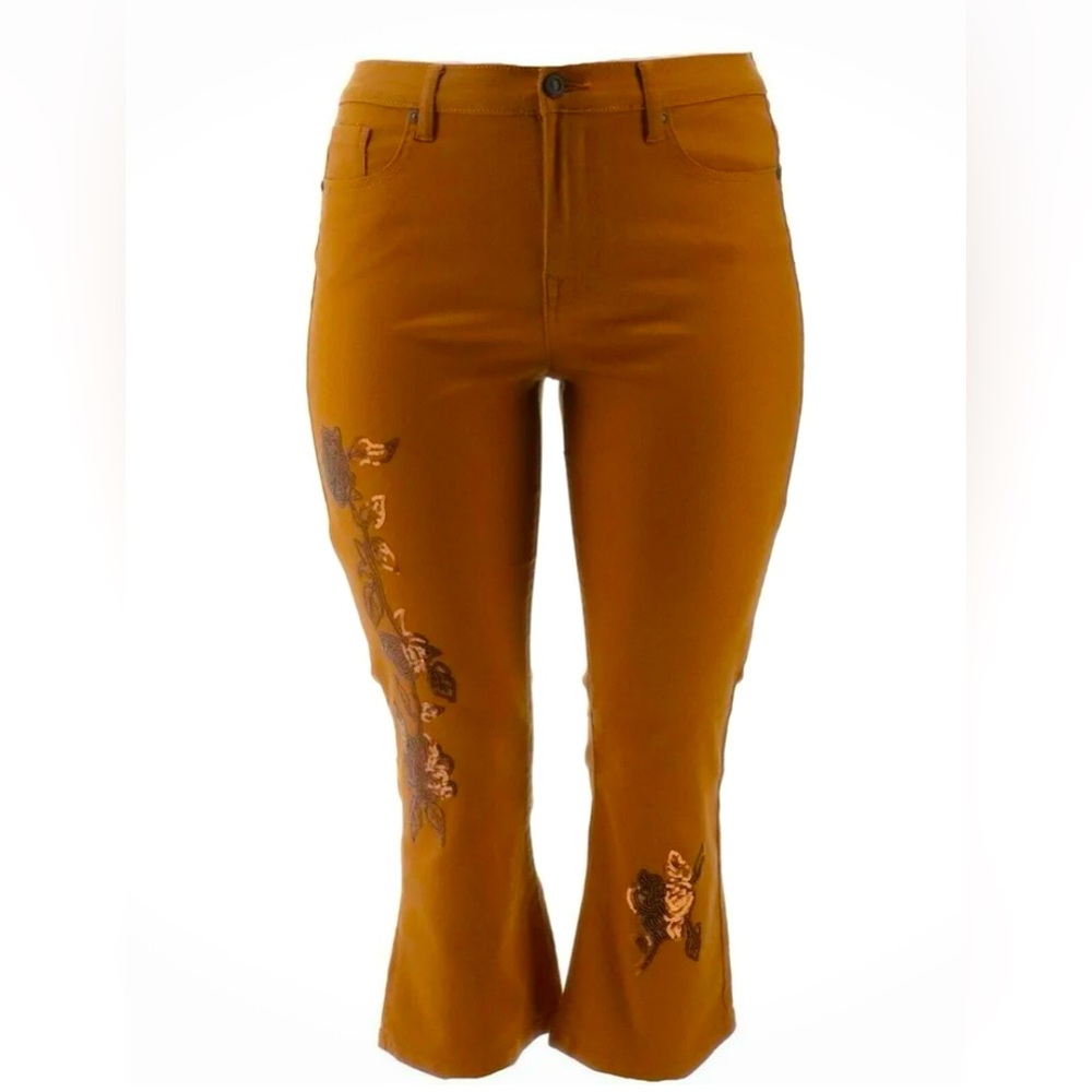 DG2 Diane Gilman Floral Sequin Cropped Boot-Cut Jean Pants in Camel NWT Size 12P